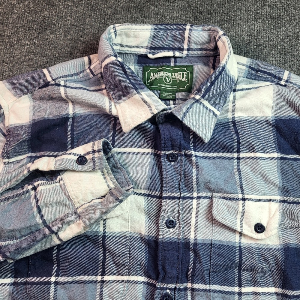 American Eagle Mens XL Blue White Plaid‎ Flannel Long Sleeve Button Up Shirt
